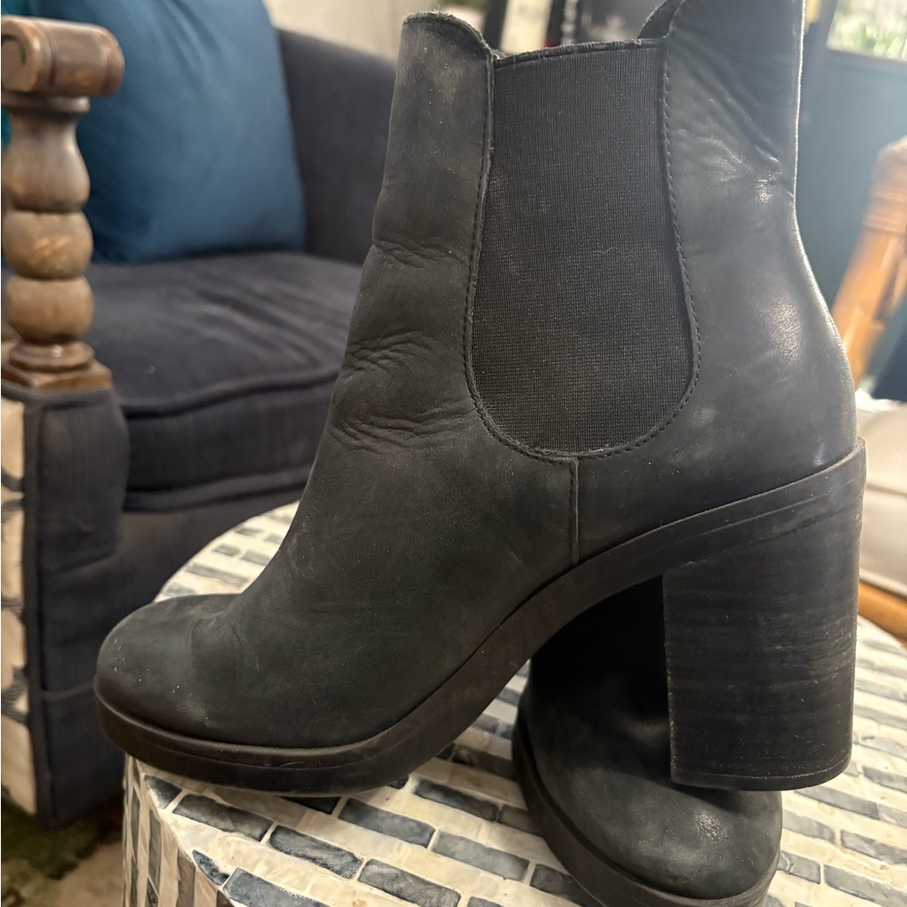 Crown vintage by Born Black leather Ankle Boots size 7.5 - Picture 2 of 8